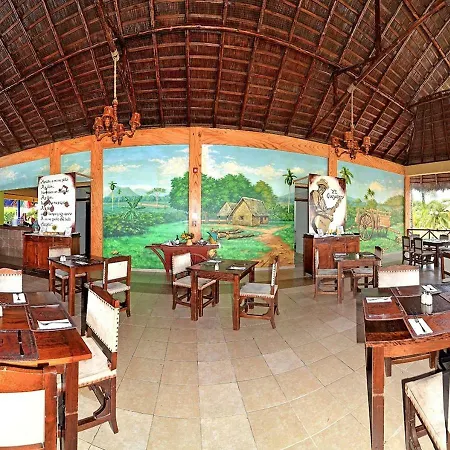 Hotel Brisas Guardalavaca-3